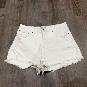 Abercrombie & Fitch White High Rise The Mom Short Curve Love